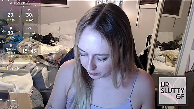 Snapshot of ursluttygf chatting on 12-28-24, 01:39 ursluttygf online show from 12-28-24, 01:39