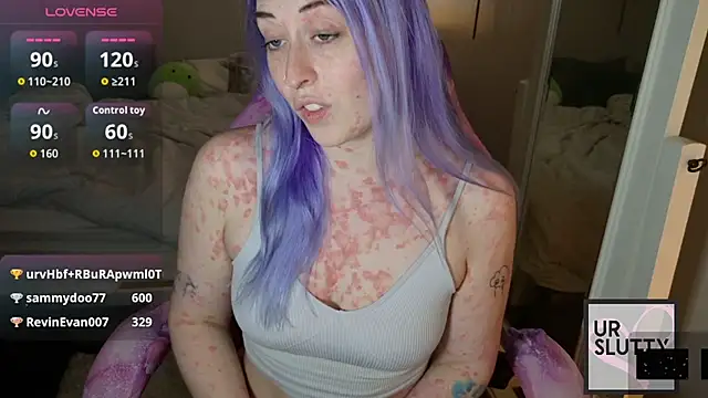 ursluttygf online show from 04-24-26, 06:21