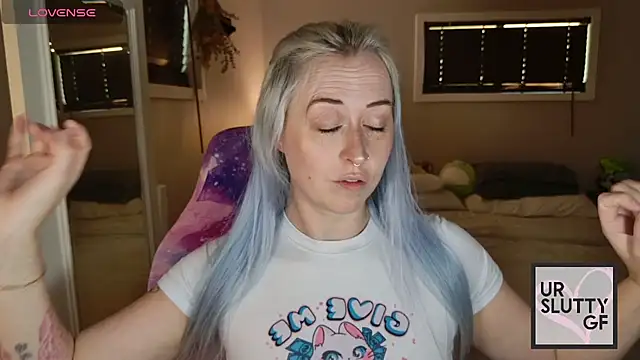 ursluttygf online show from 07-02-26, 10:27