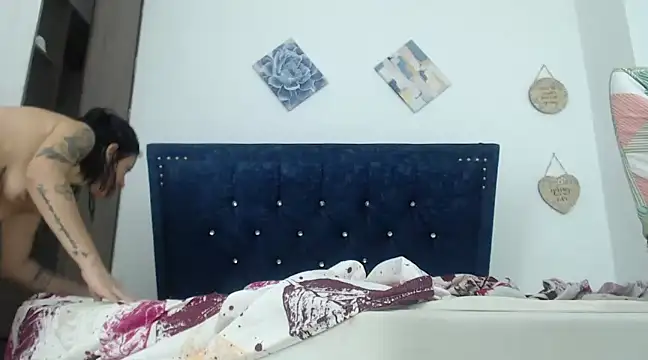 QueenSquirt  online show from 01-03-25, 07:29