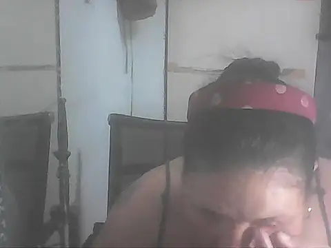 Snapshot of hotwet_mama4uxx chatting on 09-09-25, 02:00 hotwet mama4uxx online show from 09-09-25, 02:00