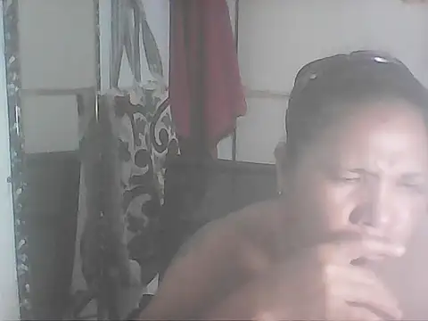 Snapshot of hotwet_mama4uxx chatting on 11-04-25, 04:55 hotwet mama4uxx online show from 11-04-25, 04:55