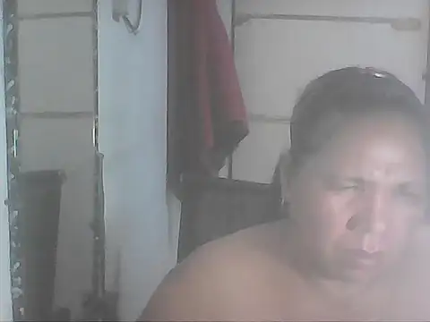 Snapshot of hotwet_mama4uxx chatting on 11-14-25, 08:02 hotwet mama4uxx online show from 11-14-25, 08:02