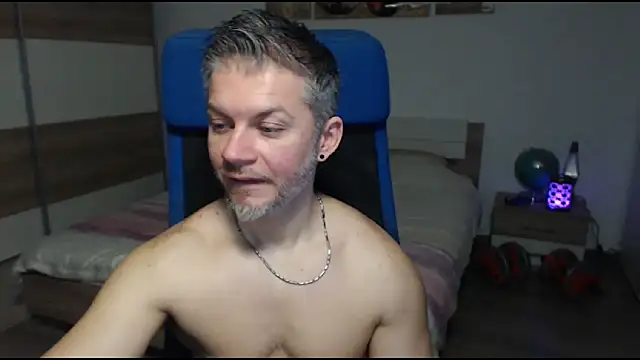 RobbyShawz online show from 03-05-25, 10:55