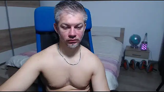 RobbyShawz online show from 11-27-25, 05:31