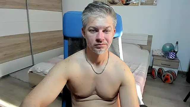 RobbyShawz online show from 07-30-26, 04:44