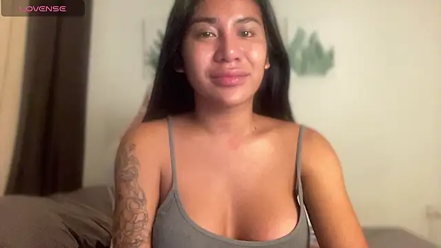 Alaia Pope online show from 07-18-26, 01:21