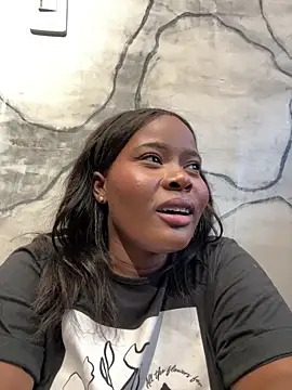 Rianamanson online show from 02-15-25, 12:54