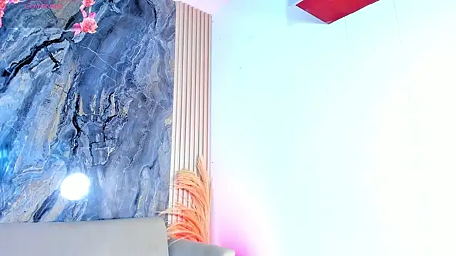 Rianamanson online show from 09-14-25, 04:33