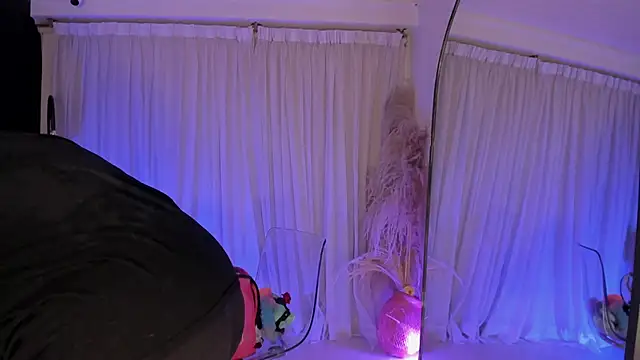 pamela doll3 online show from 11-24-25, 04:01