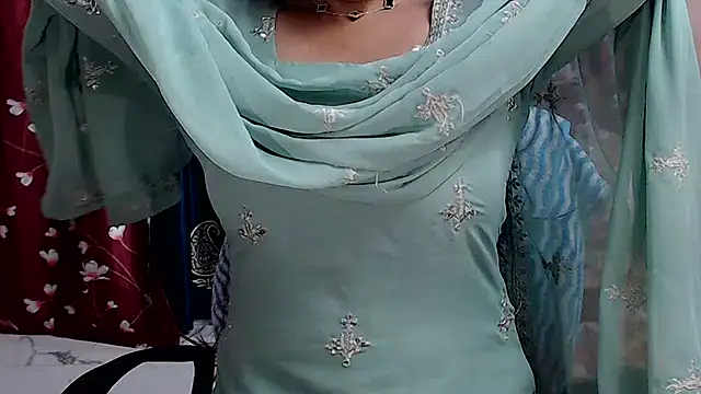 Naiaa-mylove online show from 06-09-26, 06:25