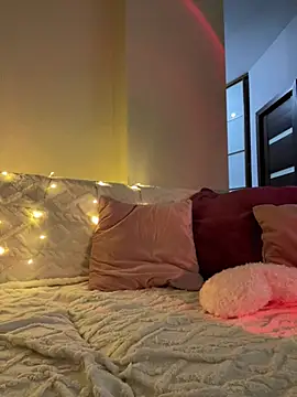 Snapshot of Chel_sea_ chatting on 01-27-25, 12:12 Chel sea online show from 01-27-25, 12:12