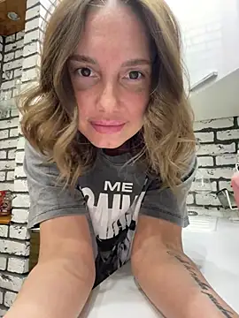 Snapshot of Chel_sea_ chatting on 02-01-25, 11:27 Chel sea online show from 02-01-25, 11:27