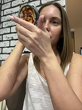 Snapshot of Chel_sea_ chatting on 03-15-25, 01:30 Chel sea online show from 03-15-25, 01:30