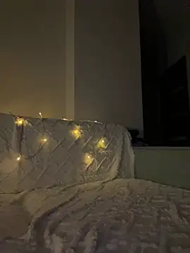 Snapshot of Chel_sea_ chatting on 03-20-25, 01:24 Chel sea online show from 03-20-25, 01:24