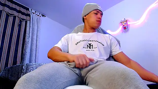 littleyork online show from 12-19-25, 10:11