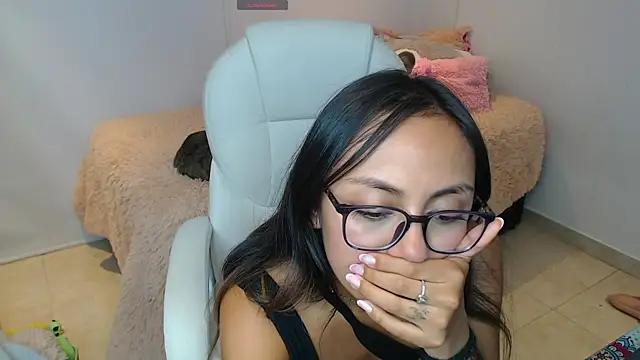 Gabi morales online show from 12-06-24, 04:14