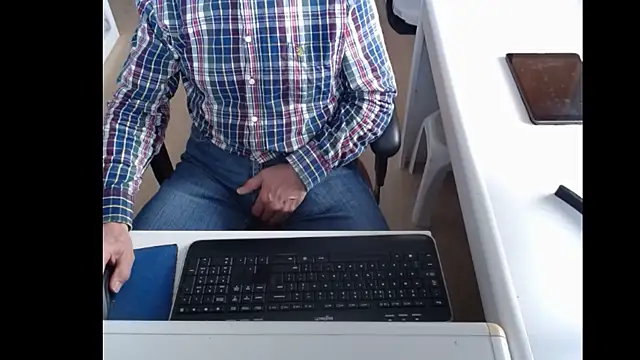 dutchpornking online show from 03-12-25, 11:53