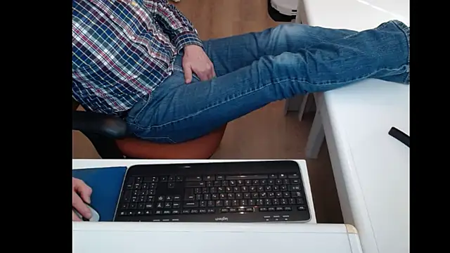 dutchpornking online show from 03-16-25, 04:01