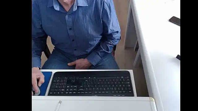 dutchpornking online show from 03-22-25, 11:42