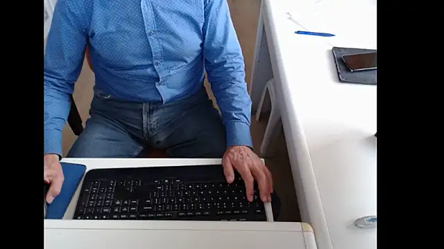 dutchpornking online show from 09-29-25, 07:46