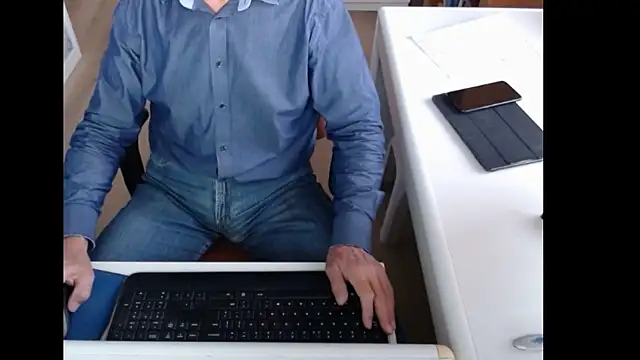 dutchpornking online show from 10-03-25, 06:43