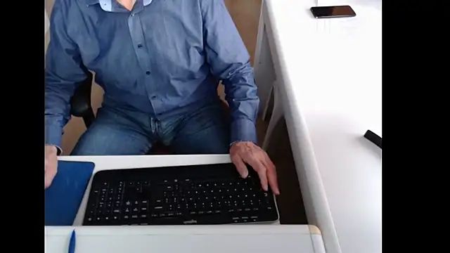 dutchpornking online show from 10-15-25, 07:19