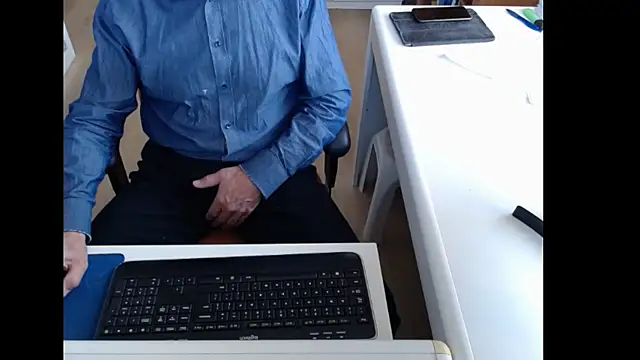 dutchpornking online show from 11-07-25, 08:36