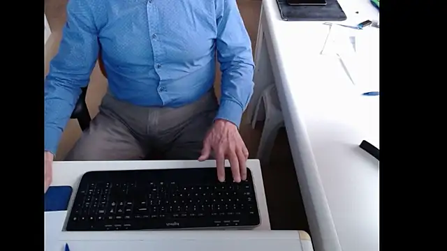 dutchpornking online show from 12-04-25, 08:34