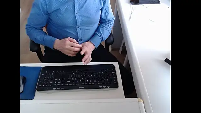 dutchpornking online show from 04-20-26, 06:05