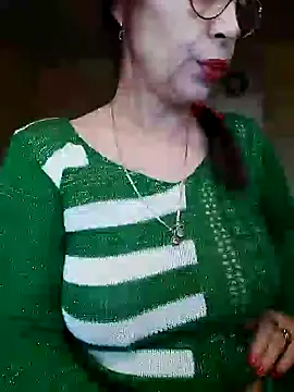 Chriss Tinaa online show from 12-21-24, 07:24