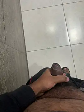 Snapshot of luciferdxm5 chatting on 12-29-24, 04:38 luciferdxm5 online show from 12-29-24, 04:38