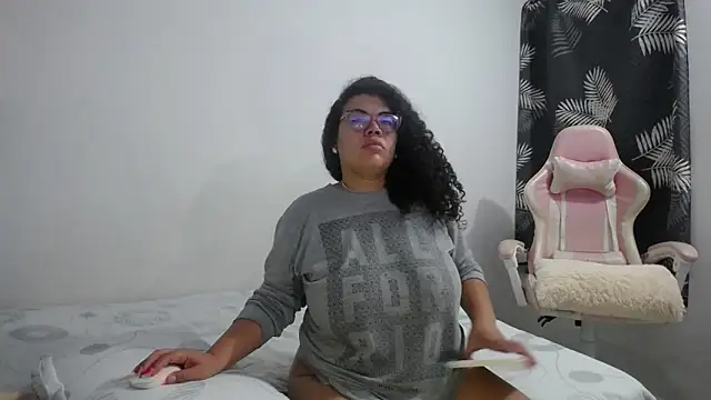 mabigomez00 online show from 02-06-26, 09:23