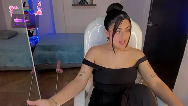 Catalinaa martinez online show from 03-09-25, 12:42