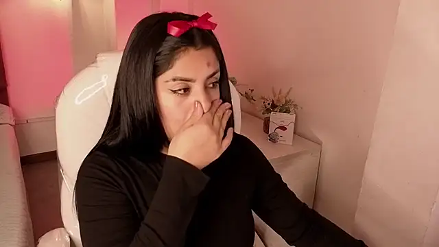 Catalinaa martinez online show from 10-10-25, 03:05