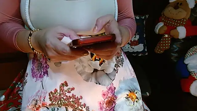 AnnyelinnaLove online show from 12-15-24, 12:38