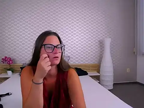 VictoriaCage online show from 07-01-26, 06:07