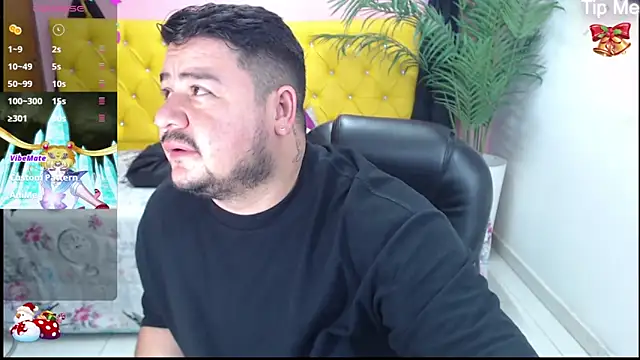 Snapshot of oso_dirty_ chatting on 12-24-24, 05:55 oso dirty  online show from 12-24-24, 05:55