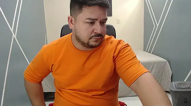 Snapshot of oso_dirty_ chatting on 02-28-25, 05:37 oso dirty  online show from 02-28-25, 05:37