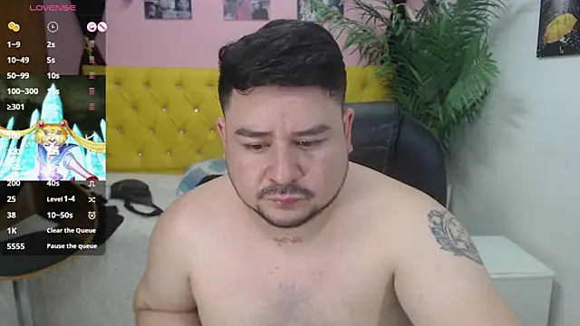 Snapshot of oso_dirty_ chatting on 03-13-25, 05:28 oso dirty  online show from 03-13-25, 05:28