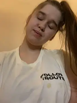 HornyGirlH online show from 03-01-25, 01:11