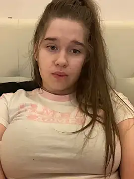 HornyGirlH online show from 03-06-25, 10:15