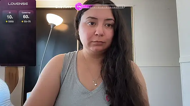 ariahastings942 online show from 10-05-25, 06:28