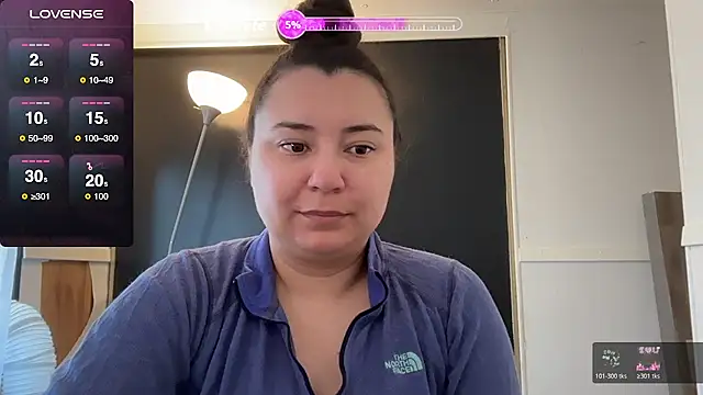 ariahastings942 online show from 04-18-26, 12:31