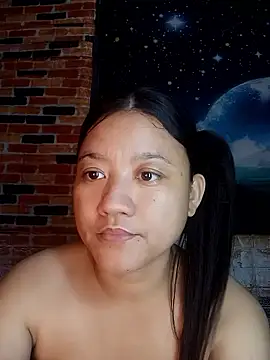 Snapshot of Urchanel chatting on 05-03-26, 12:22 Urchanel online show from 05-03-26, 12:22
