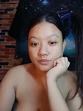 Snapshot of Urchanel chatting on 05-30-26, 10:51 Urchanel online show from 05-30-26, 10:51