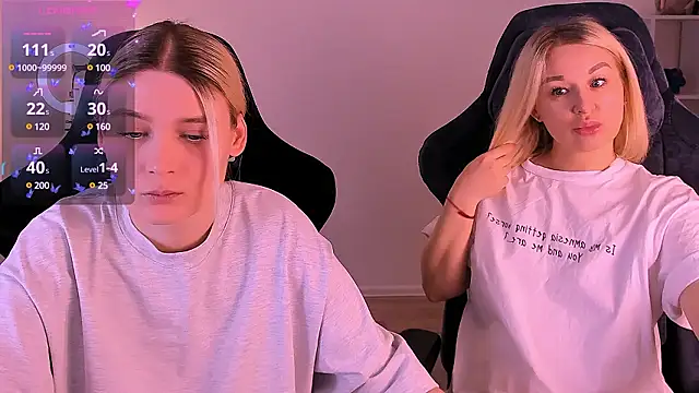 Snapshot of hotblonds chatting on 12-07-24, 02:13 hotblonds online show from 12-07-24, 02:13