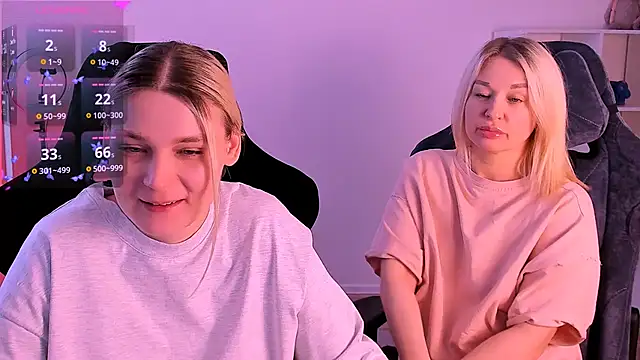 Snapshot of hotblonds chatting on 12-14-24, 10:02 hotblonds online show from 12-14-24, 10:02