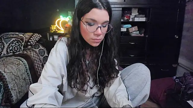 Lilmarieee online show from 01-25-25, 12:48