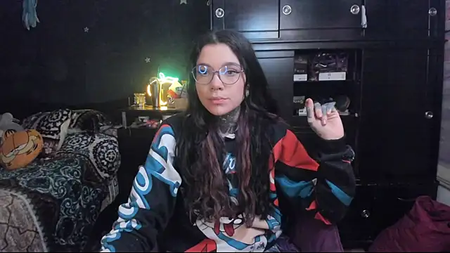 Lilmarieee online show from 02-05-25, 11:06